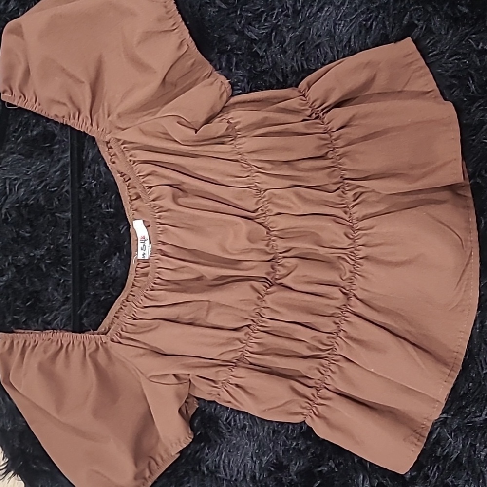 Brown top
